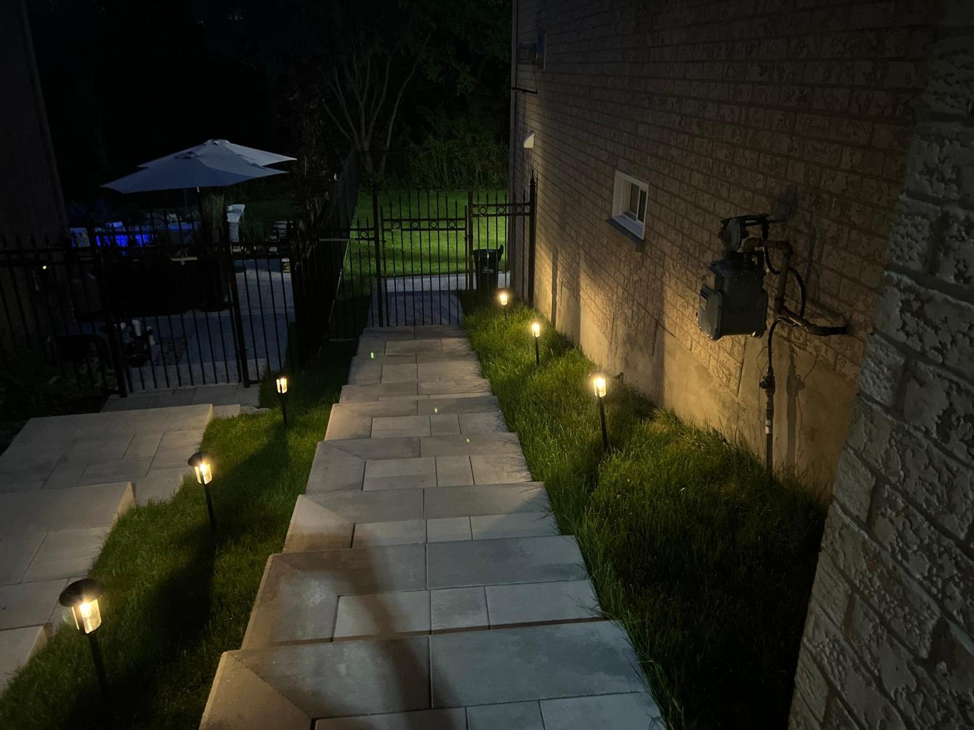 Cozy, Brand-New, 2Bdr,Walkout Apt, Free Parking Richmond Hill Exteriör bild