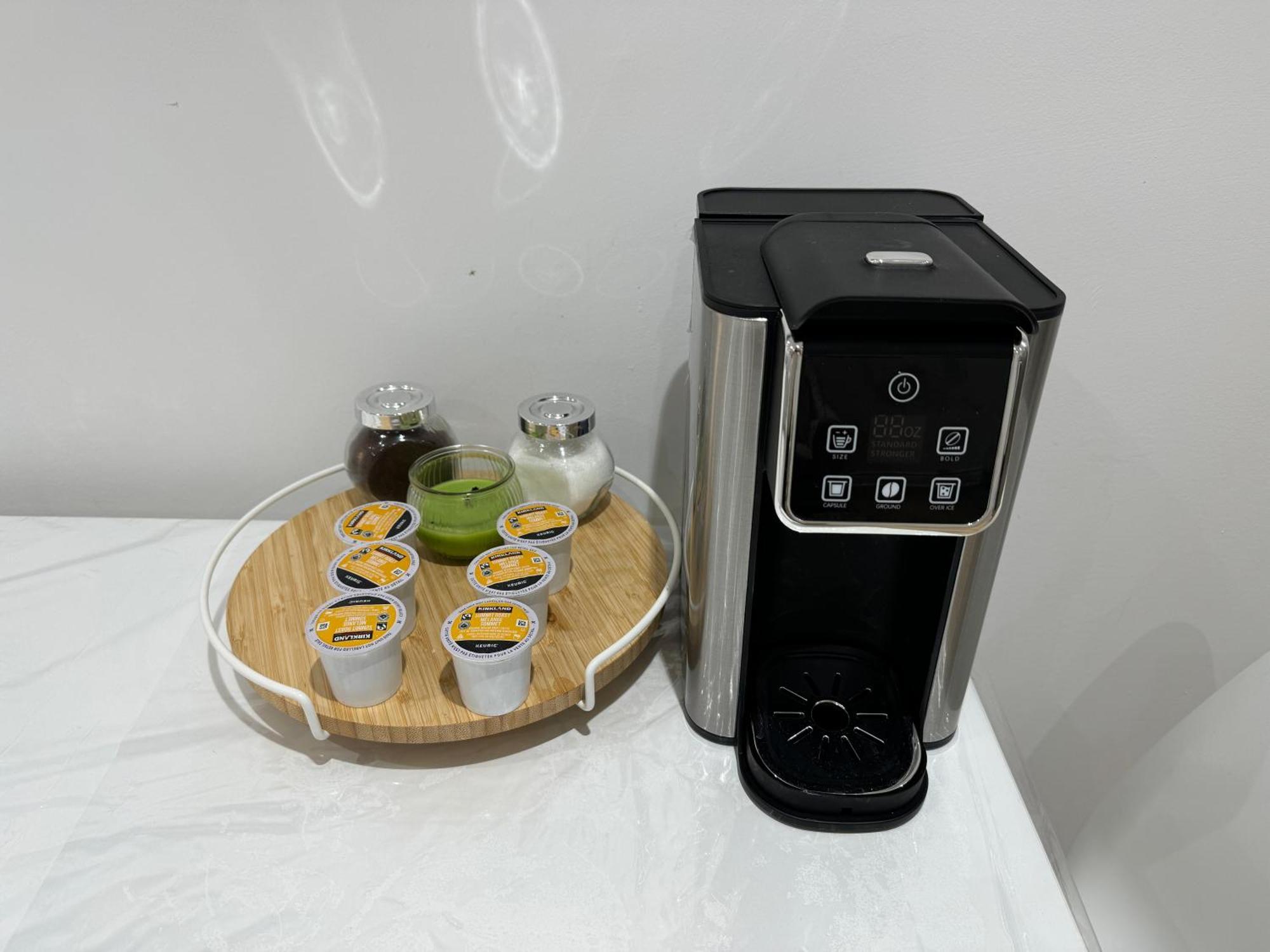 Cozy, Brand-New, 2Bdr,Walkout Apt, Free Parking Richmond Hill Exteriör bild