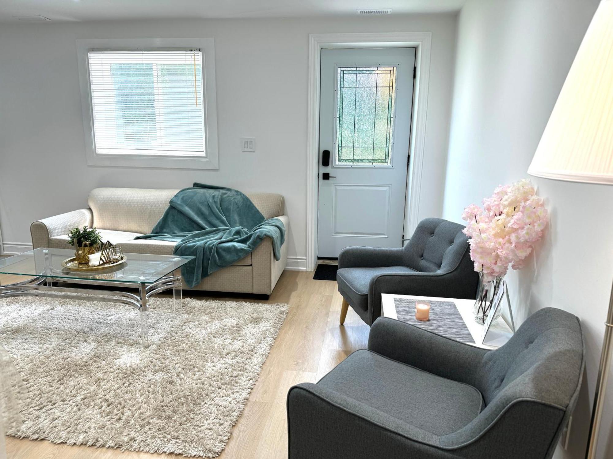 Cozy, Brand-New, 2Bdr,Walkout Apt, Free Parking Richmond Hill Exteriör bild